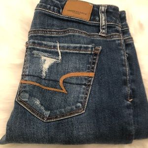 American eagle mom jeans